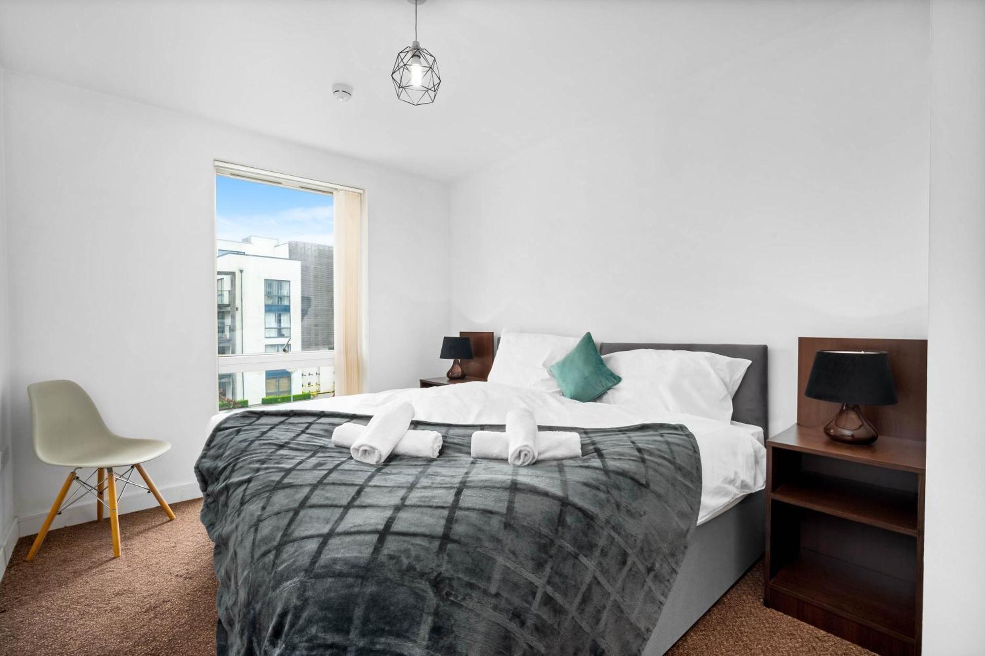 Spacious 2 Bed Apartment And Free Parking Бирмингем Экстерьер фото