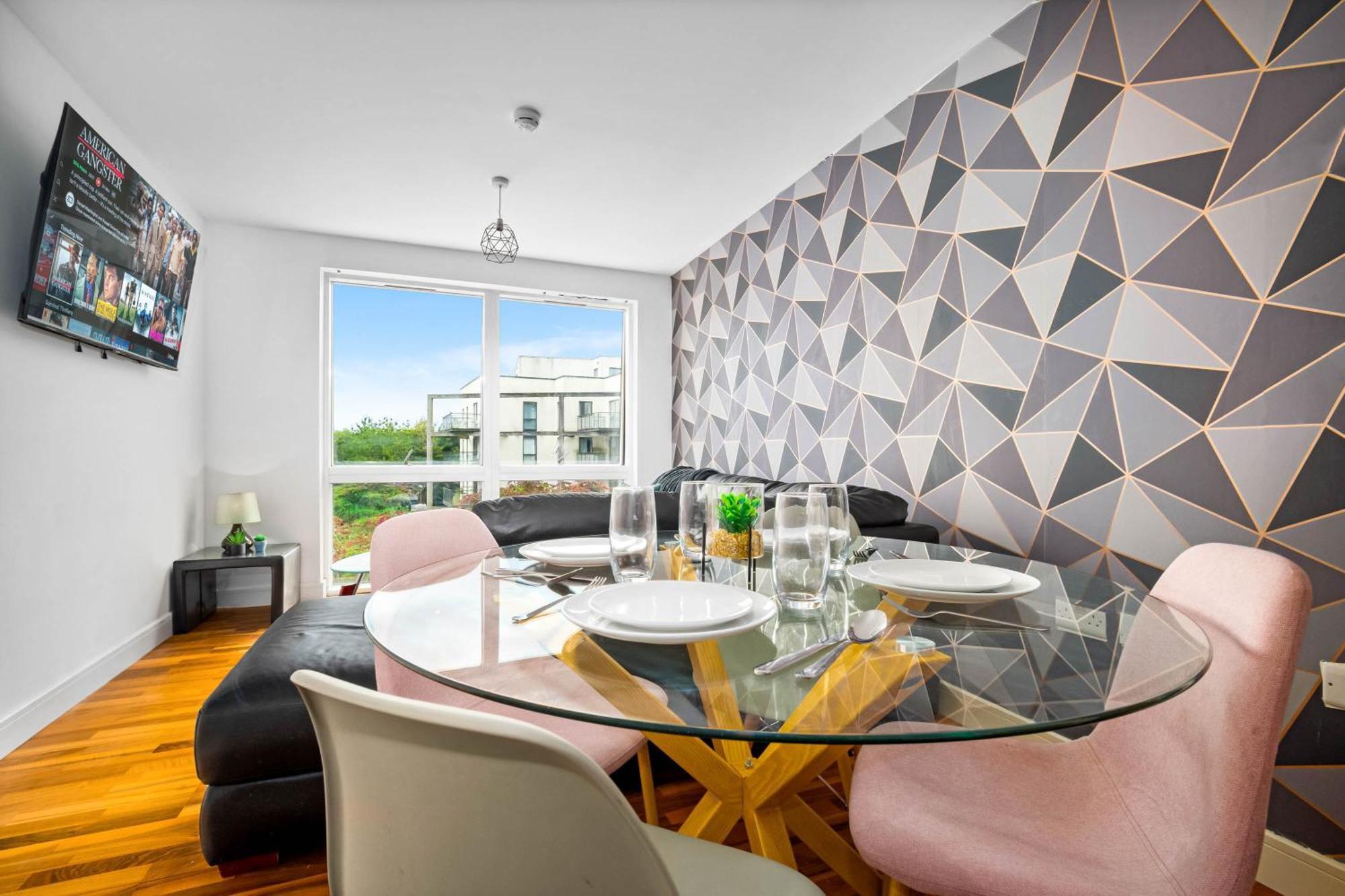 Spacious 2 Bed Apartment And Free Parking Бирмингем Экстерьер фото